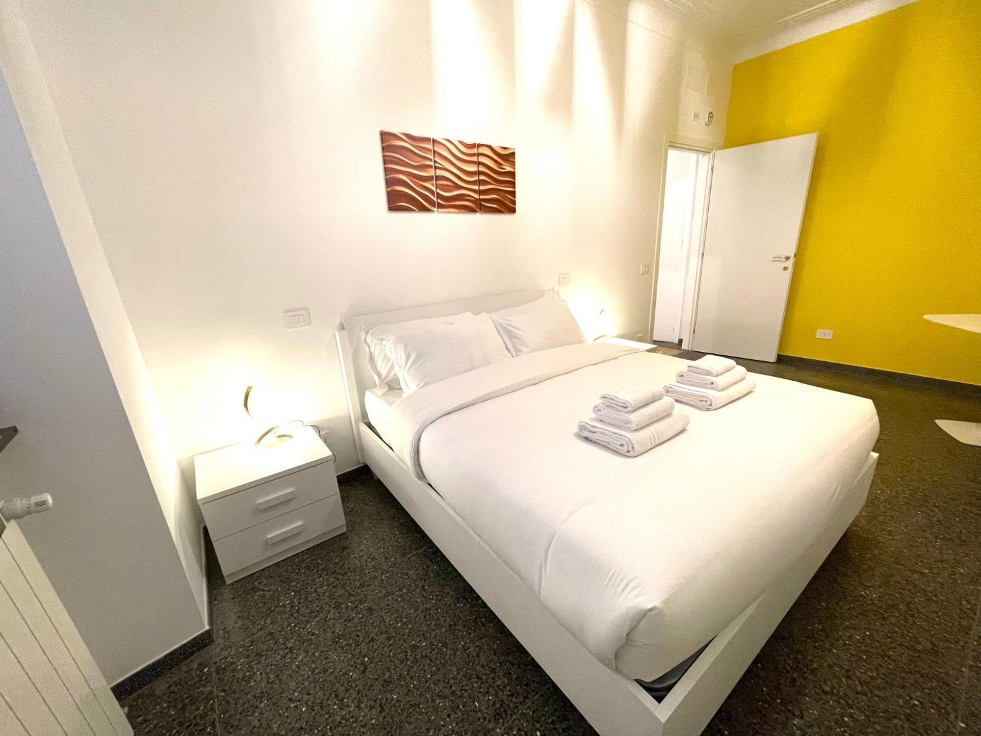Royal Golden House Apartment *